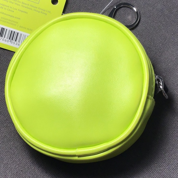 Winking Smiley face 😉 Zipper coin case! - Picture 3 of 4